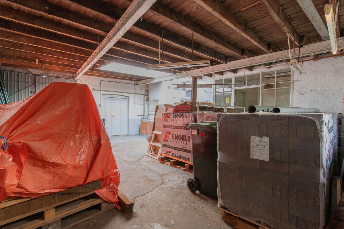 Tussenwoning te koop: Kerkweg 137, Puth