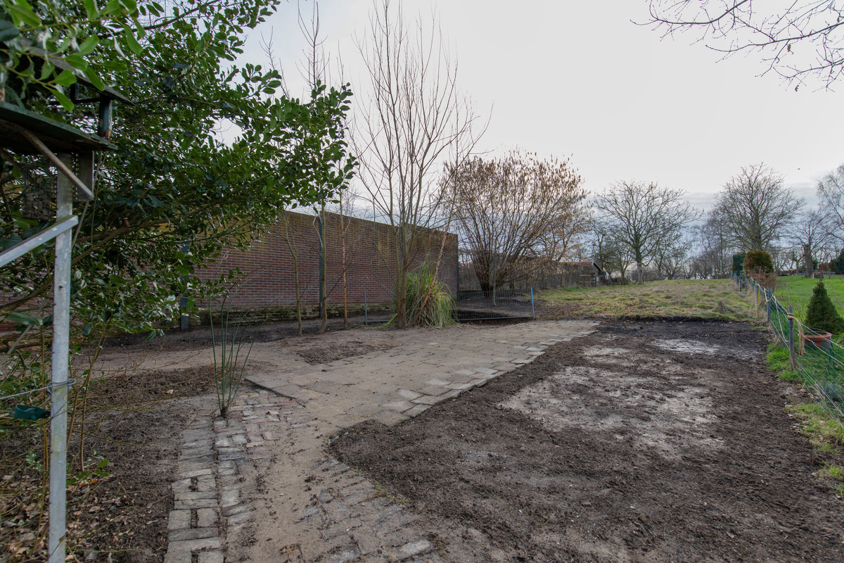 Tussenwoning te koop: Kerkweg 137, Puth