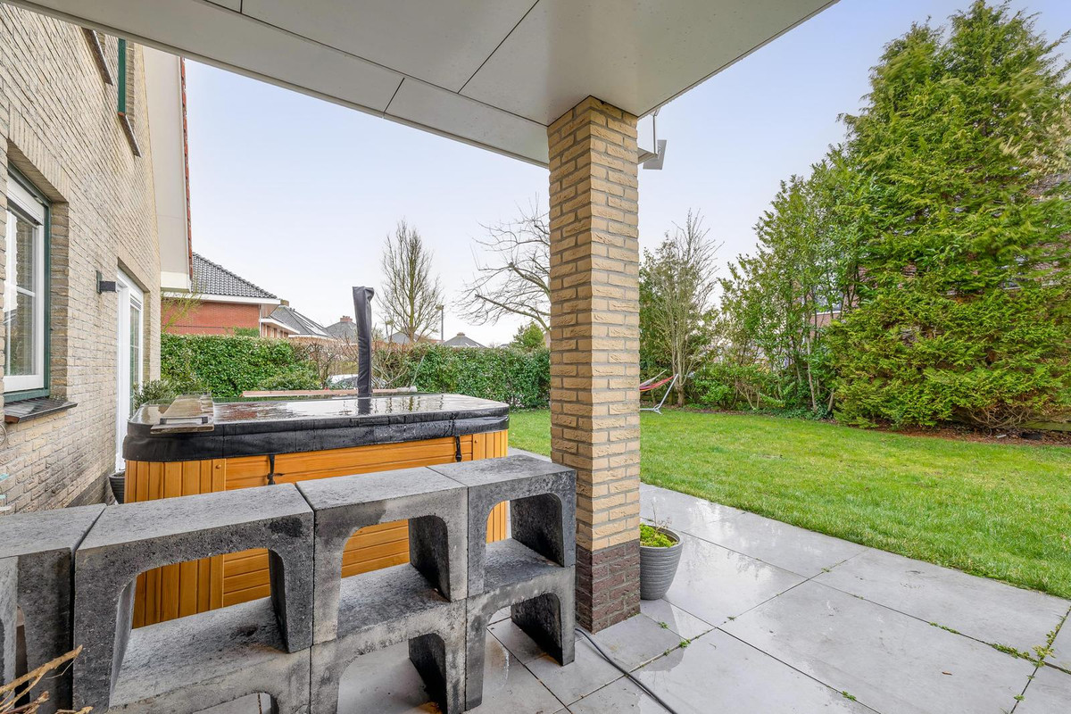 Vrijstaande woning te koop: Malzwin 2305, Julianadorp
