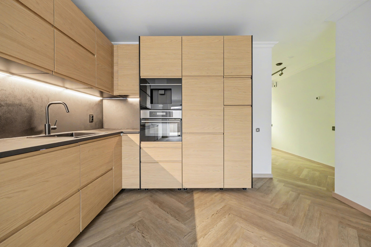 Appartement te koop: Alberdingk Thijmstraat 156, 'S-Gravenhage