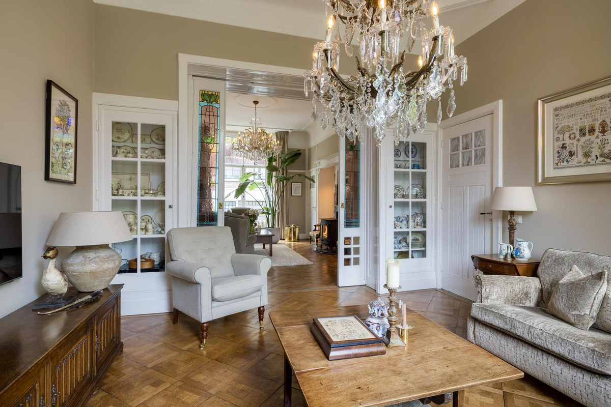 Tussenwoning te koop: Tuinstraat 112, Tilburg