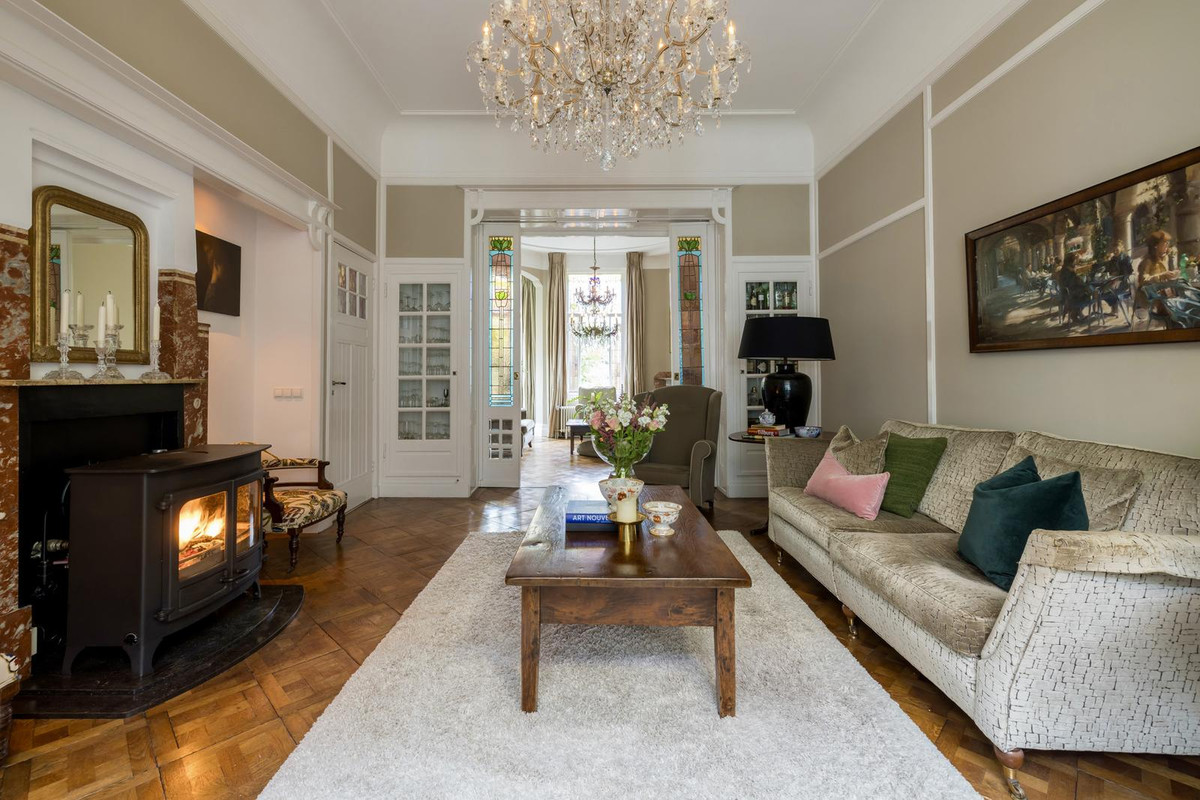Tussenwoning te koop: Tuinstraat 112, Tilburg
