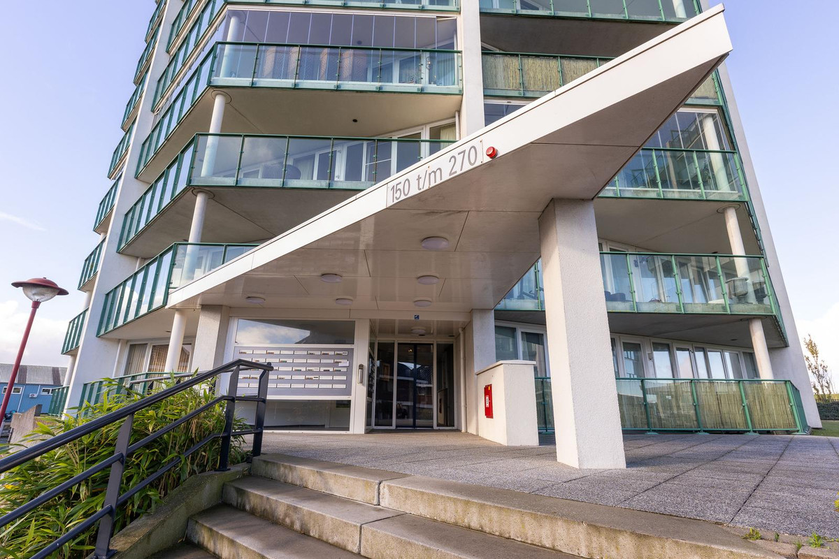 Appartement te koop: Kaapstander 244, Medemblik
