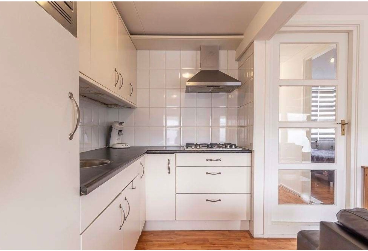 Hoekwoning te huur: Bloemstraat 15, Den Helder