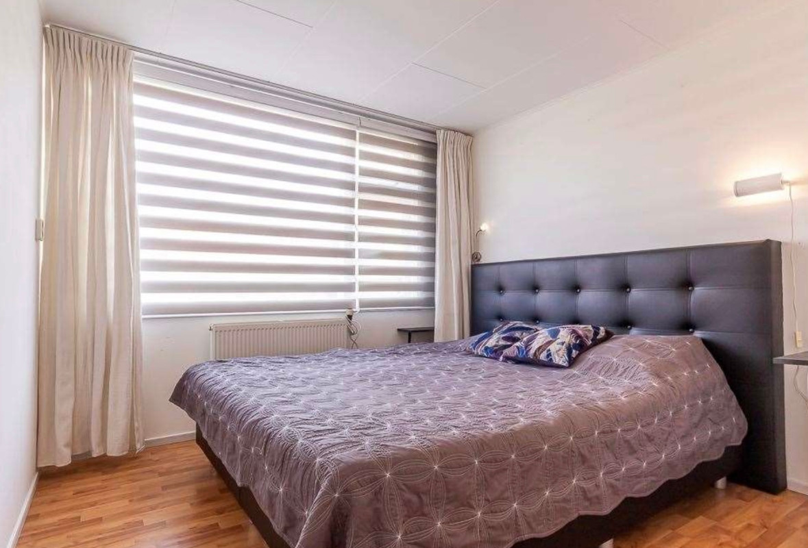 Hoekwoning te huur: Bloemstraat 15, Den Helder