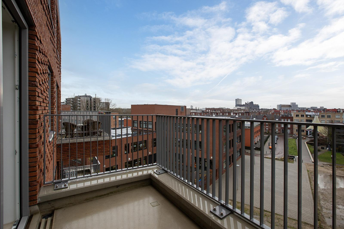 Appartement te huur: Albertina Sisulupad 188, Rotterdam
