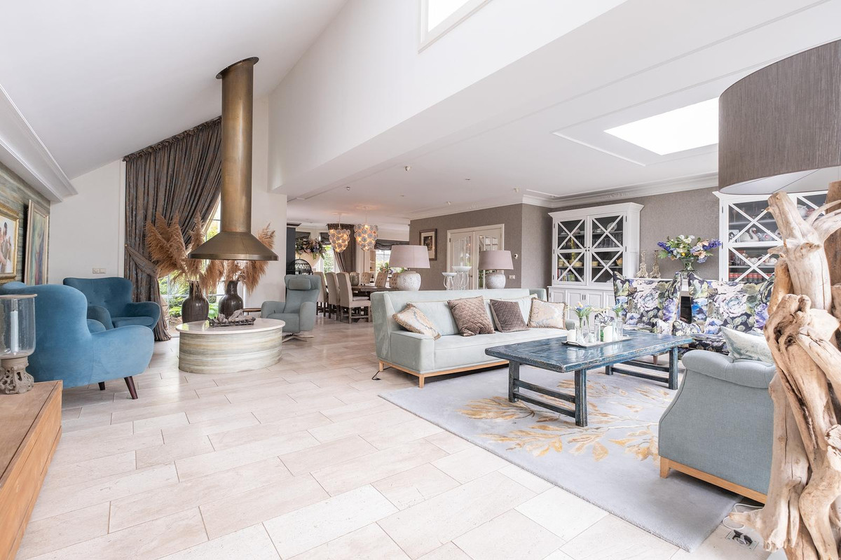 Vrijstaande woning te koop: Stationsweg 33, Heerhugowaard