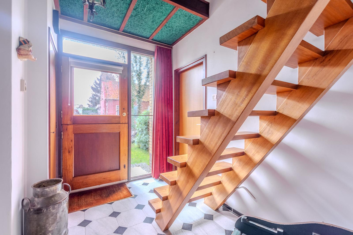 Vrijstaande woning te koop: Dorpsstraat 14, Woensdrecht