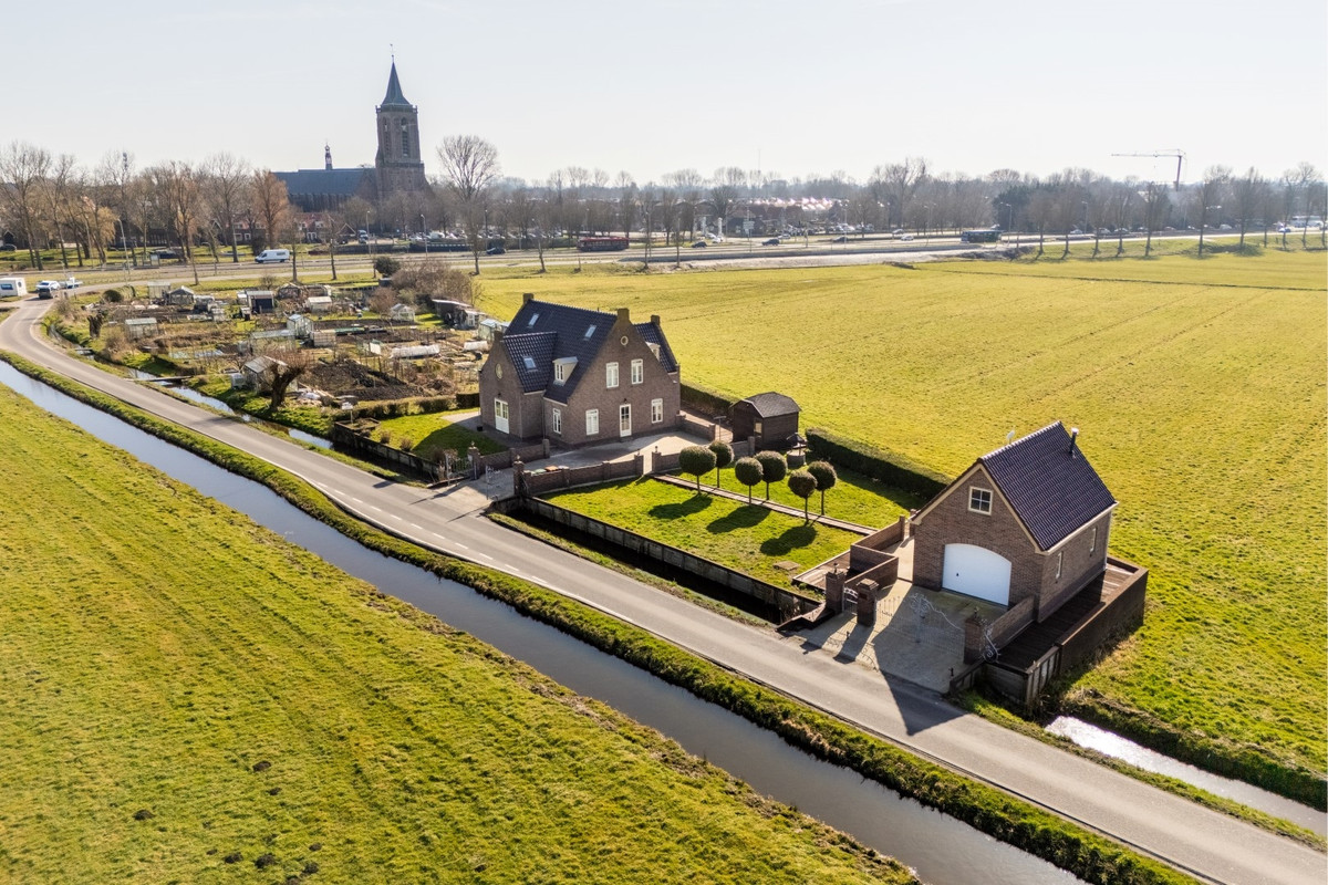 Vrijstaande woning te koop: Overleek 1A, Monnickendam