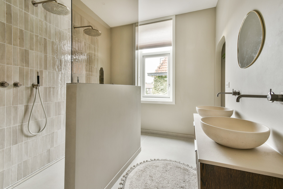 Hoekwoning te koop: Bloemistenlaan 46, Leiden