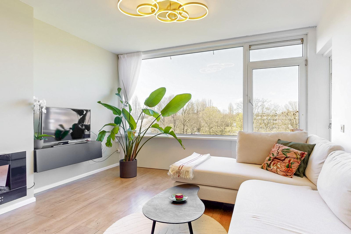 Appartement te koop: Maarten Lutherweg 215, Amstelveen