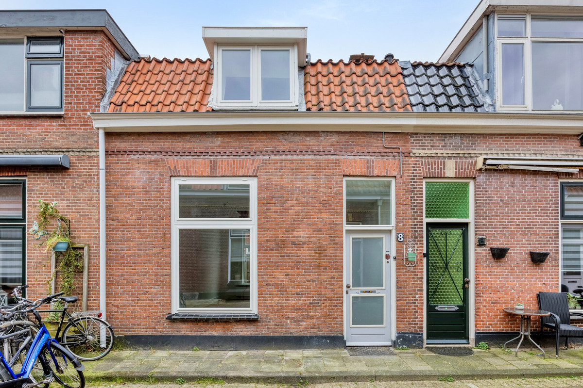 Oranjestraat 8, Leiden