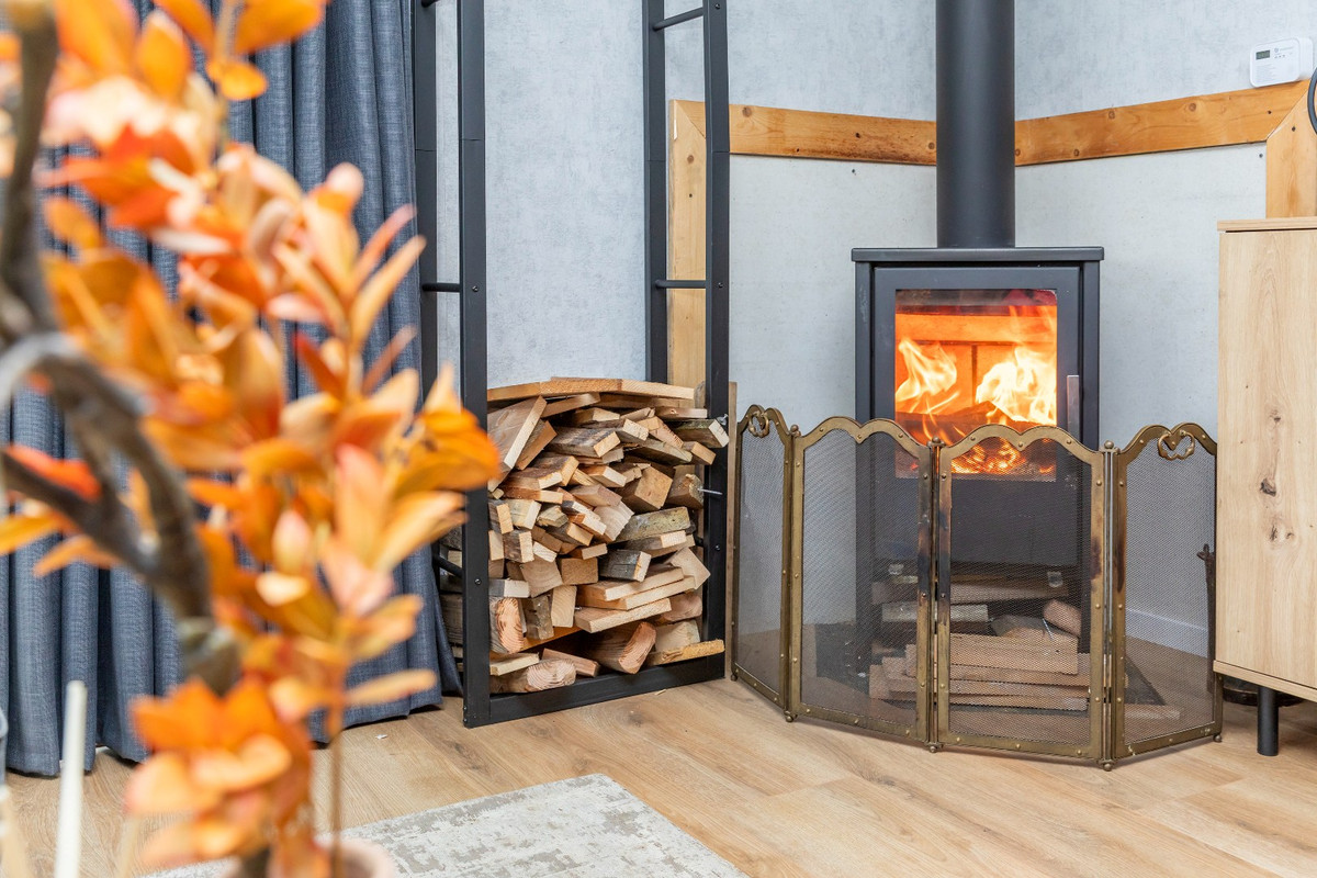 Vrijstaande woning te koop: Rijnbandijk 111-56, Maurik