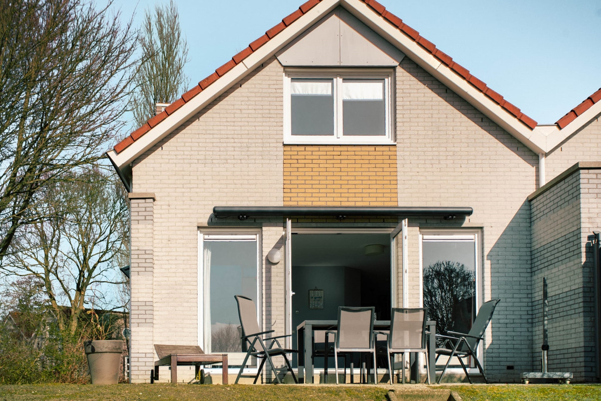 Twee-onder-één-kap te koop: Langezand 19, Makkum