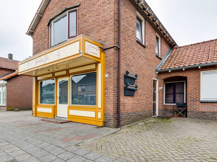 Dorpsstraat 13
