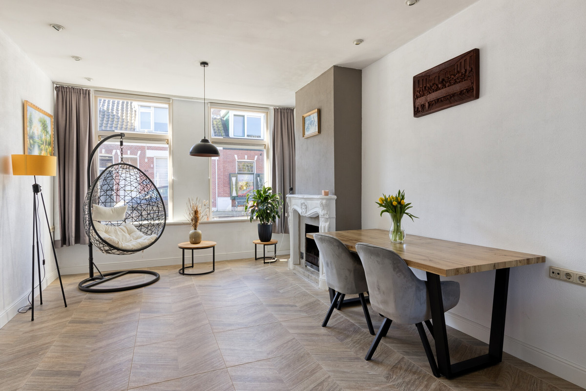 Tussenwoning te koop: Wilhelminastraat 33, Vlaardingen