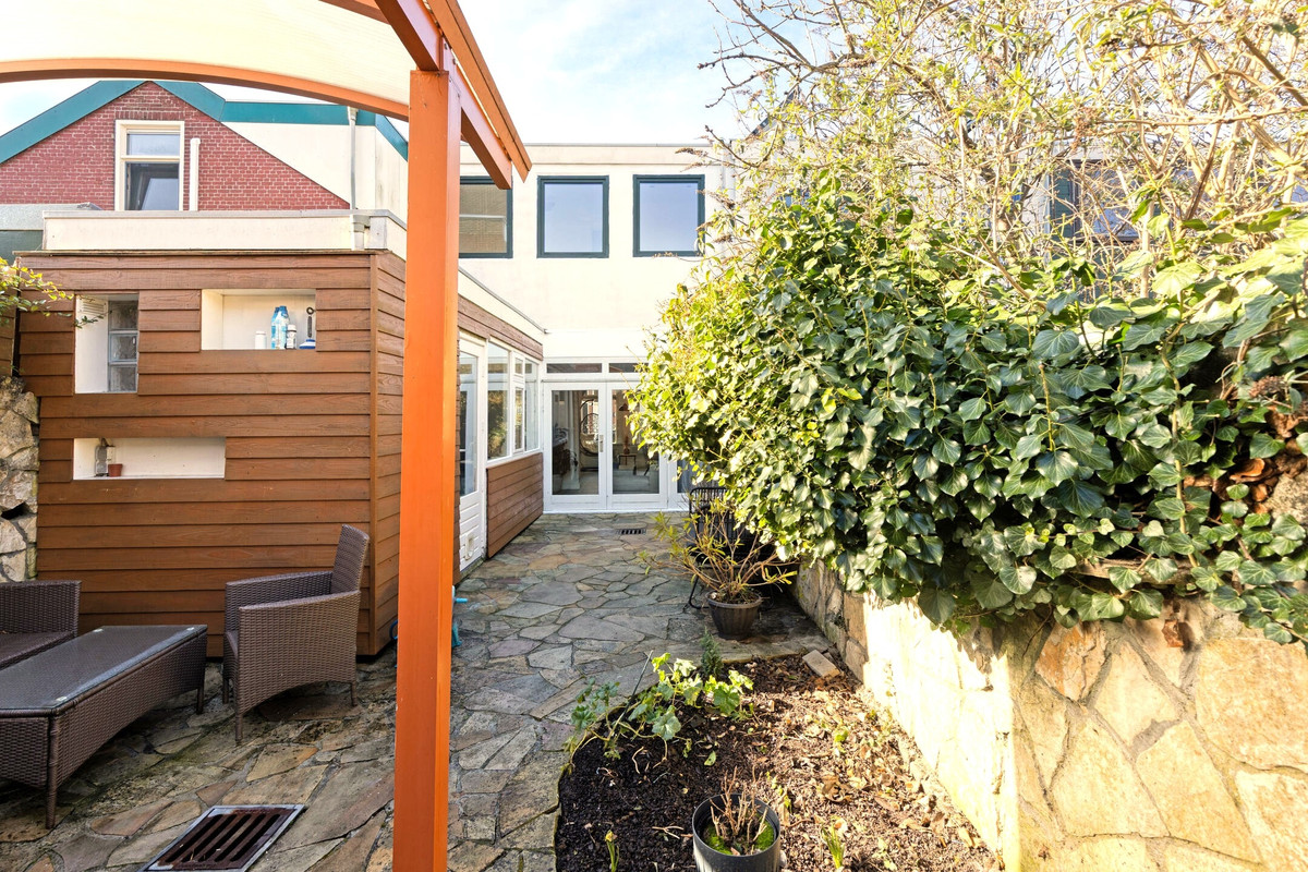 Tussenwoning te koop: Wilhelminastraat 33, Vlaardingen