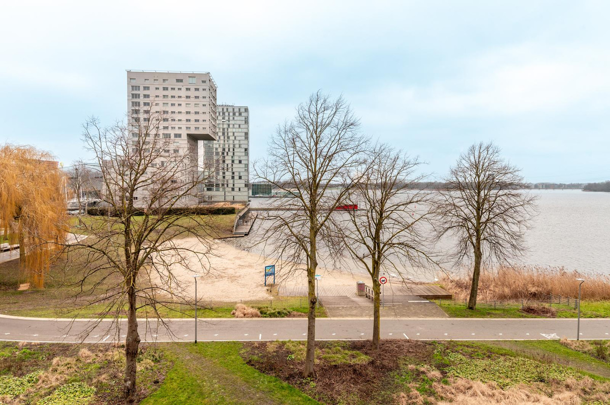 Appartement te koop: Vollenhoveschans 67, Almere