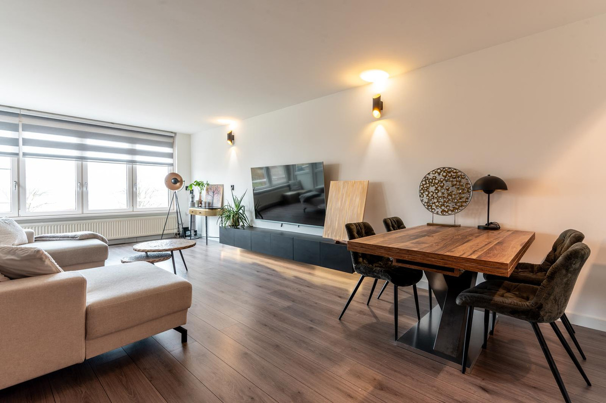 Appartement te koop: Vollenhoveschans 67, Almere