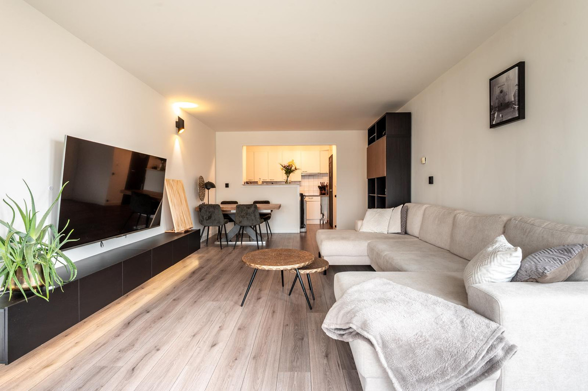 Appartement te koop: Vollenhoveschans 67, Almere