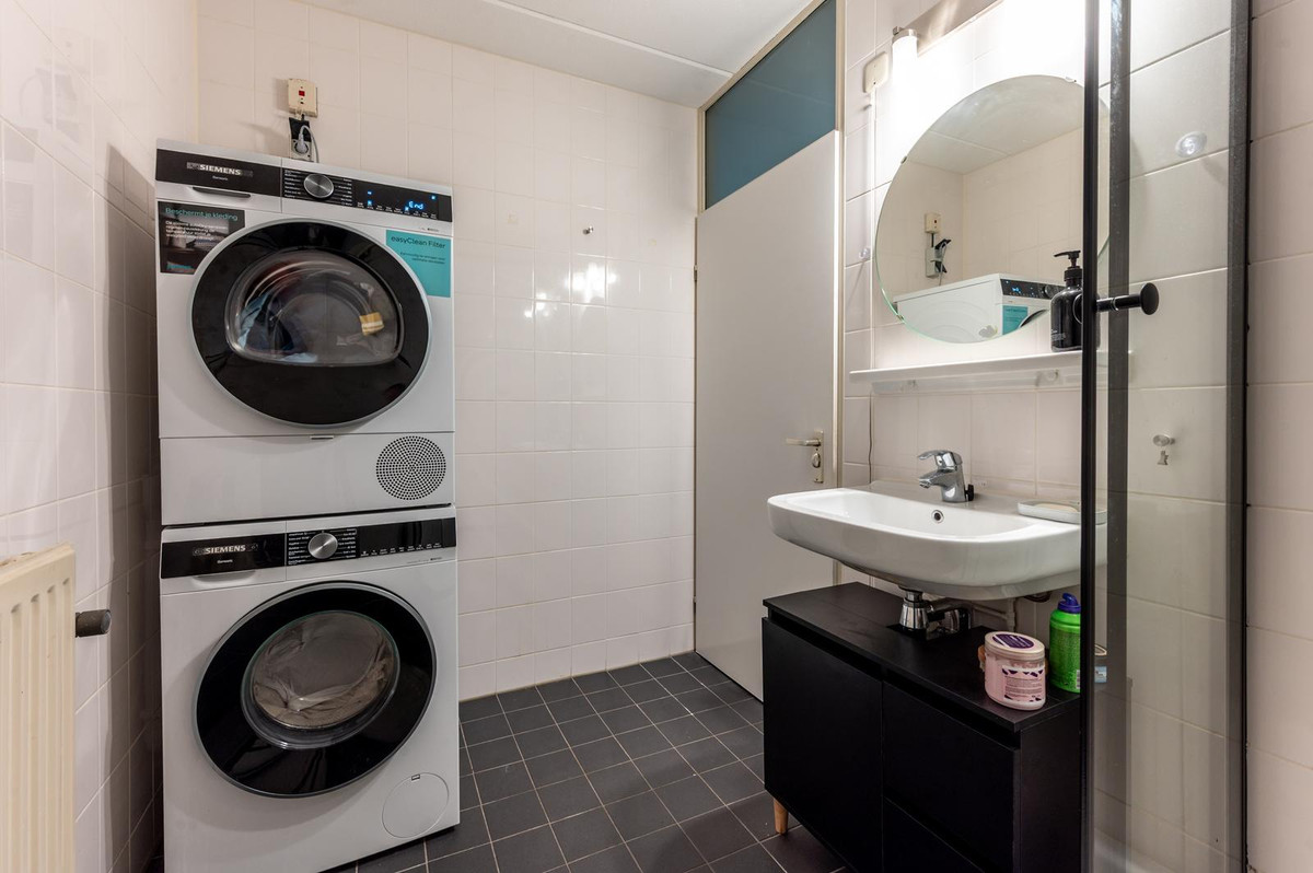 Appartement te koop: Vollenhoveschans 67, Almere