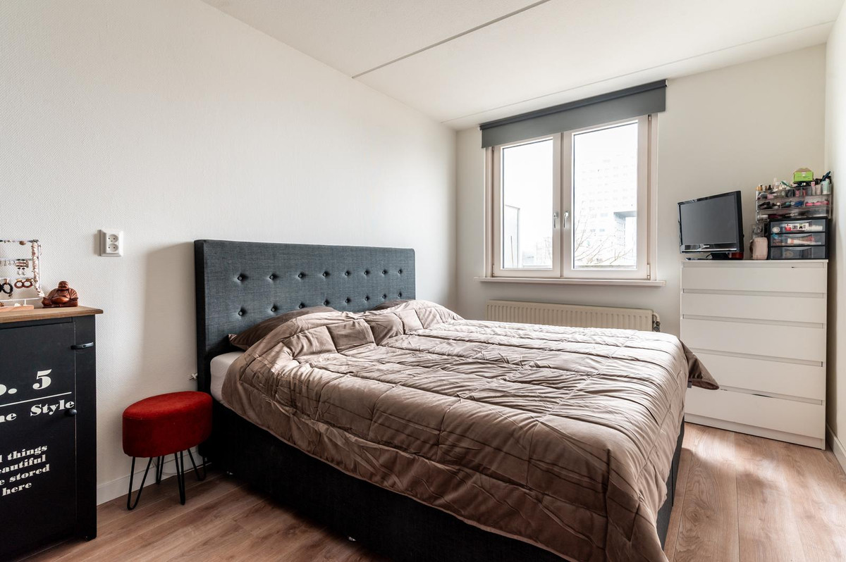Appartement te koop: Vollenhoveschans 67, Almere