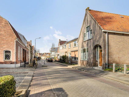 Burgemeester Hagelaan 15