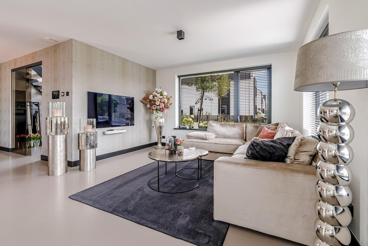 Vrijstaande woning te koop: Parnassialaan 194, Lelystad