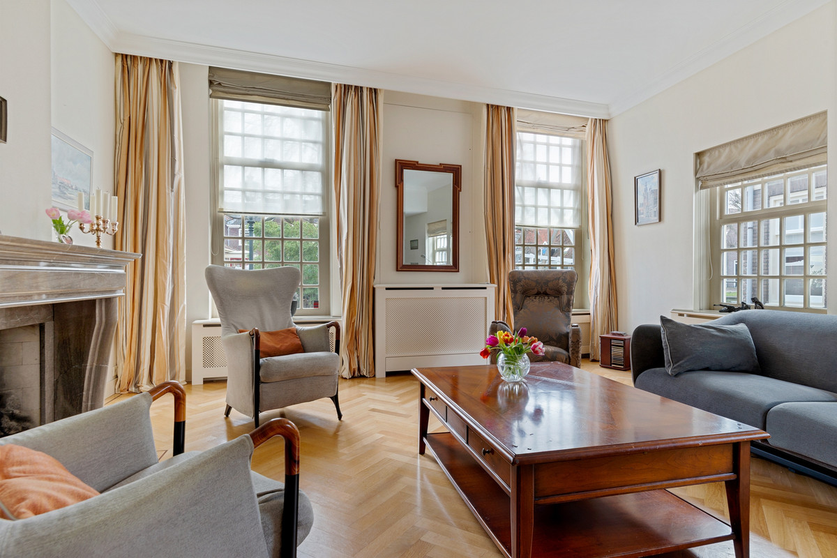 Hoekwoning te koop: Fluwelen Burgwal 3, Monnickendam