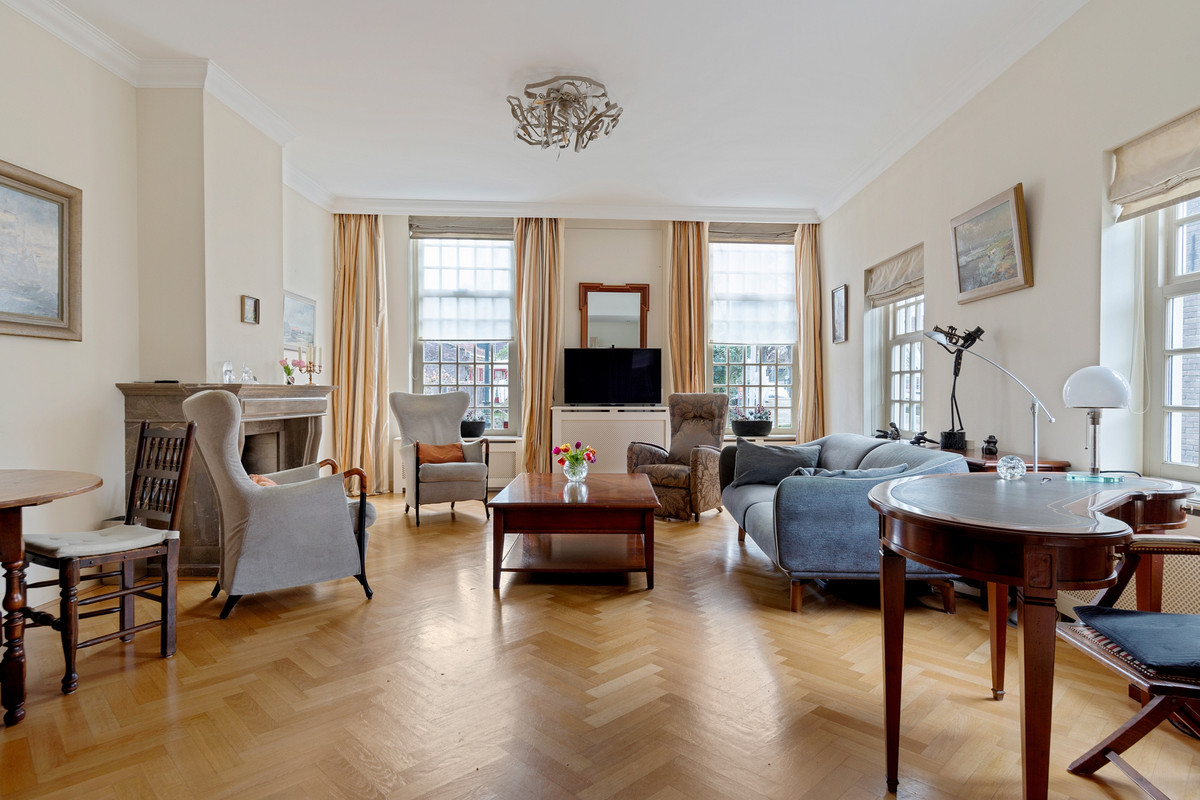 Hoekwoning te koop: Fluwelen Burgwal 3, Monnickendam