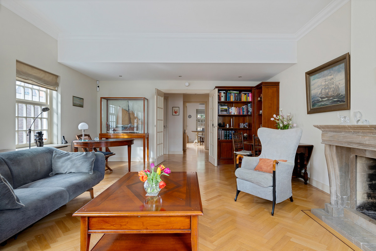 Hoekwoning te koop: Fluwelen Burgwal 3, Monnickendam