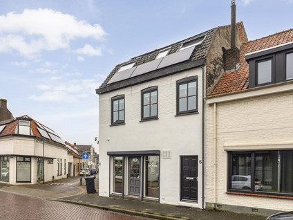 Stationsstraat 6