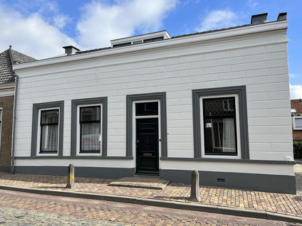 Tolstraat 8