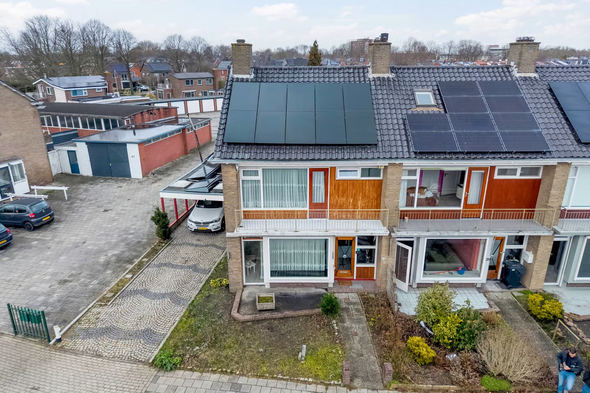 Hoekwoning te koop: Piet Heinstraat 37, Delfzijl