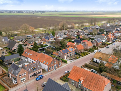 Dorpsstraat 23