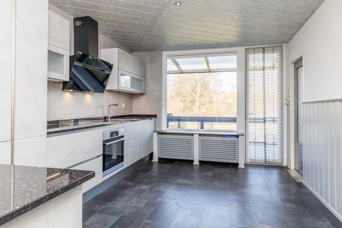 Hoekwoning te koop: Meuserstraat 114, Kerkrade