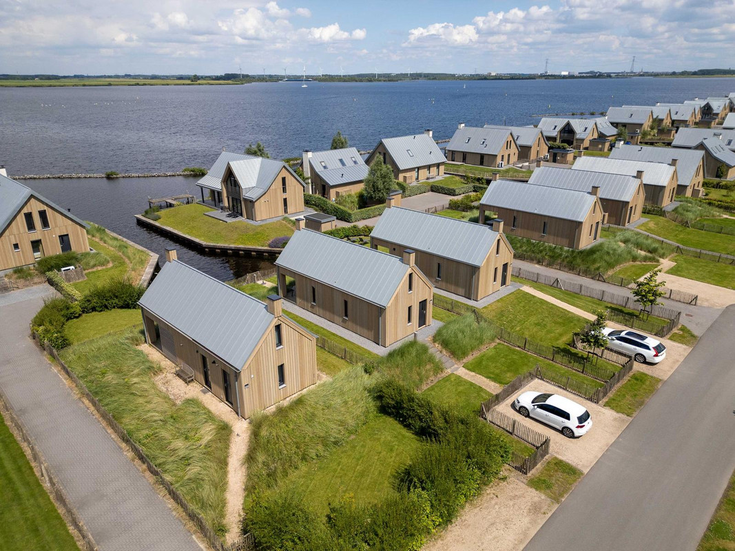 Vrijstaande woning te koop: Oesterdam 245, Tholen