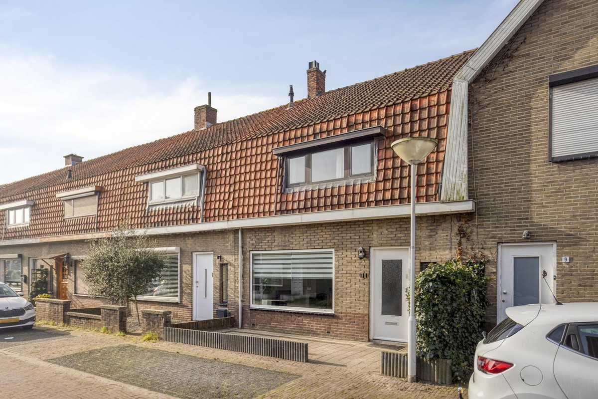 Tussenwoning te koop: Hondiusstraat 11, Terneuzen