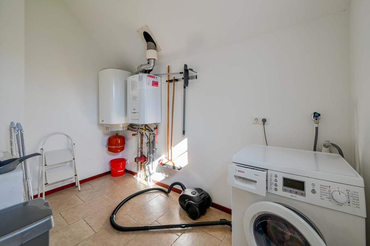 Hoekwoning te koop: Heldensedijk 5-151, Roggel