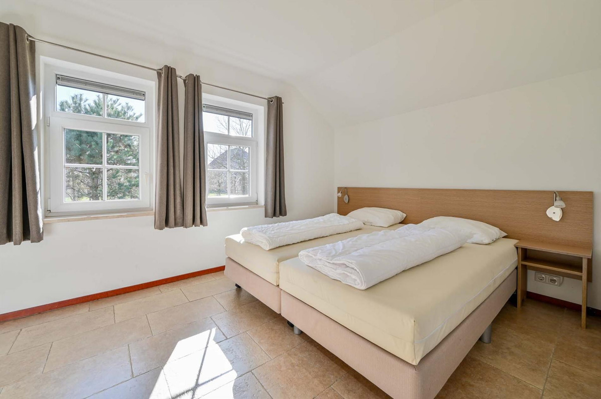 Hoekwoning te koop: Heldensedijk 5-151, Roggel