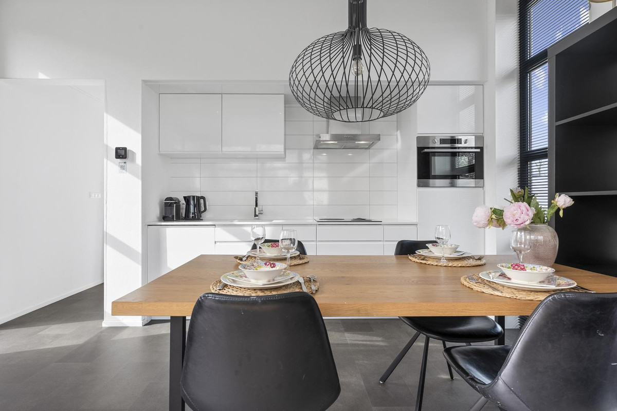 Vrijstaande woning te huur: Buitenhuizerweg 2, Velsen-Zuid