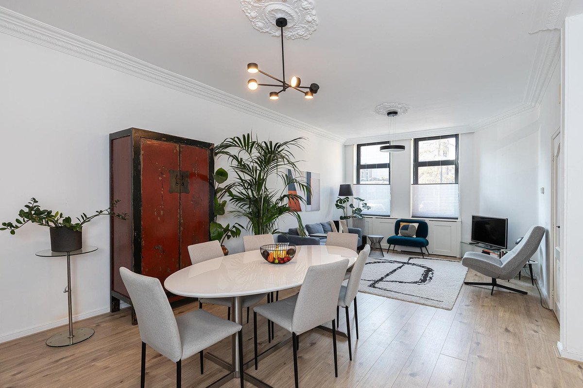 Tussenwoning te koop: Houttuinen 16, Dordrecht