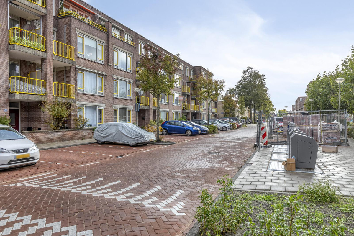 Appartement te koop: M. Gandhilaan 59, Amsterdam