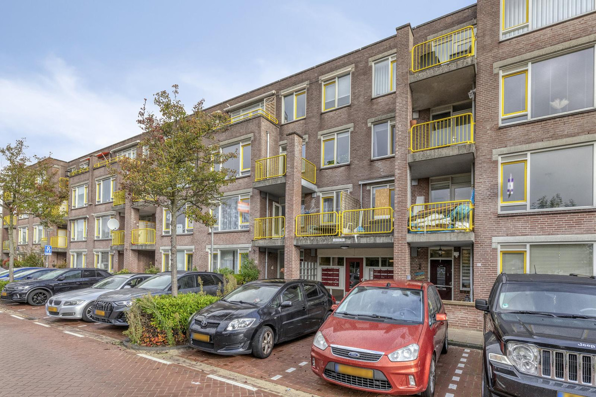 Appartement te koop: M. Gandhilaan 59, Amsterdam