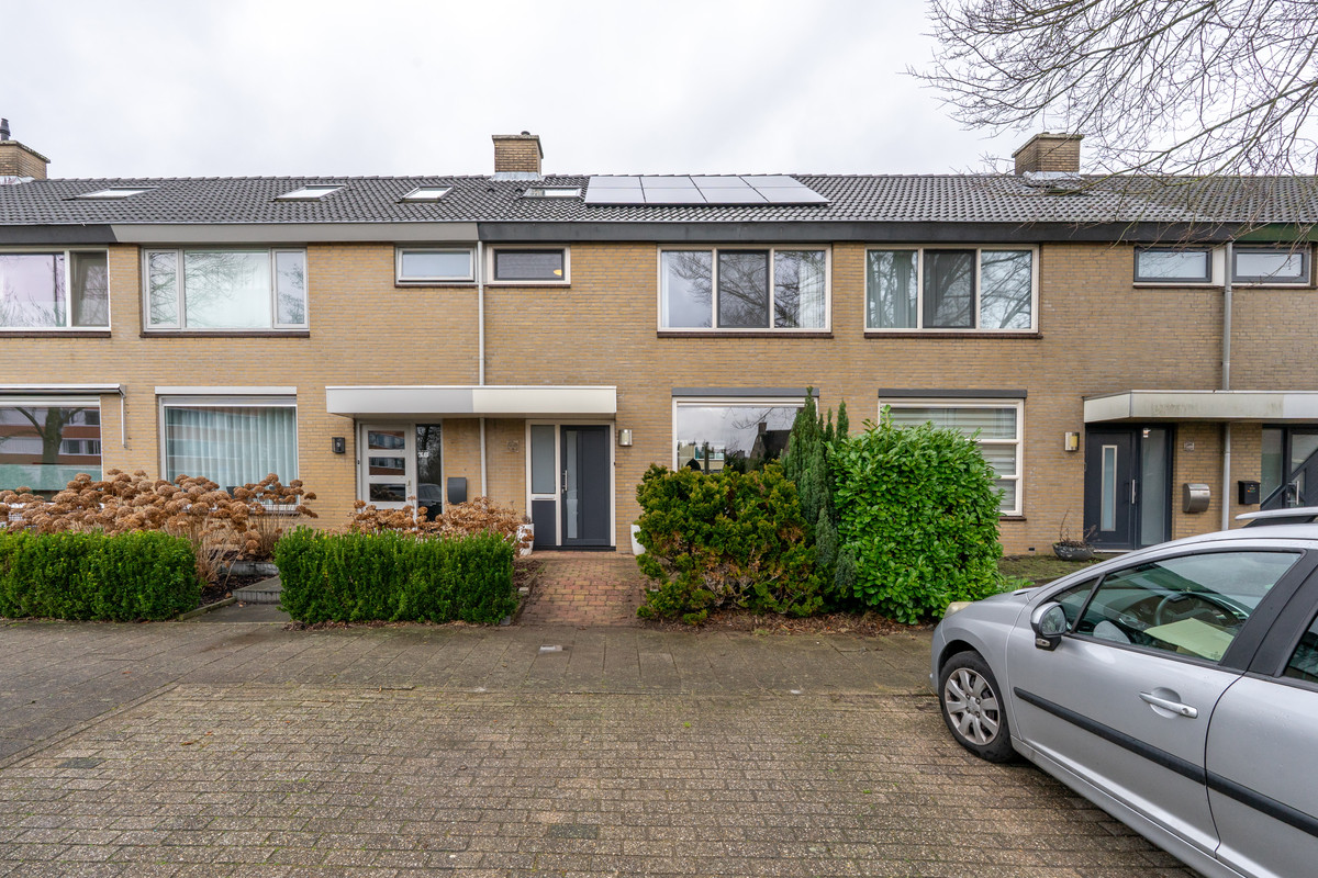 Tussenwoning te koop: Vlaardingenweg 36, Arnhem