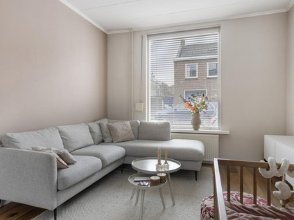 Oeverstraat 86