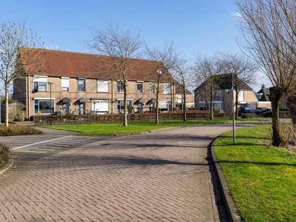 Middenveld 43