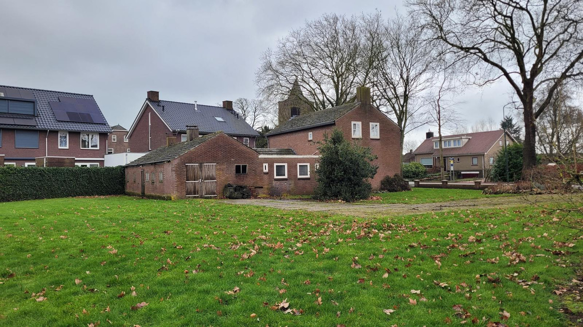 Vrijstaande woning te koop: Kerkstraat 2, Varik