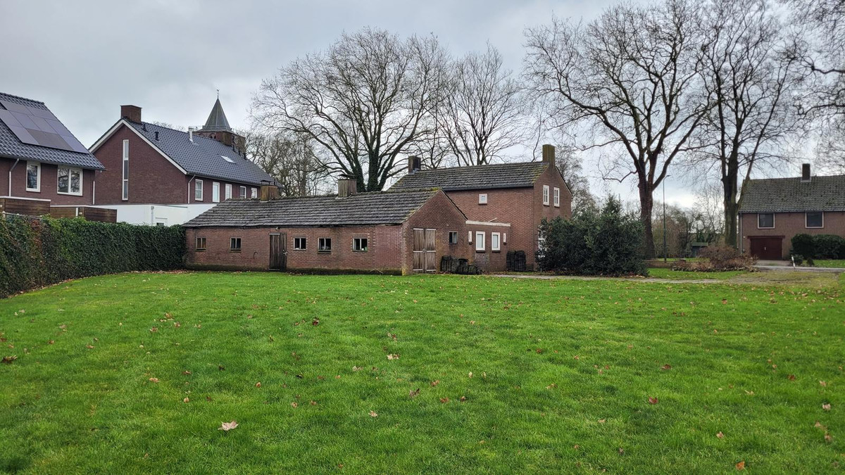 Vrijstaande woning te koop: Kerkstraat 2, Varik