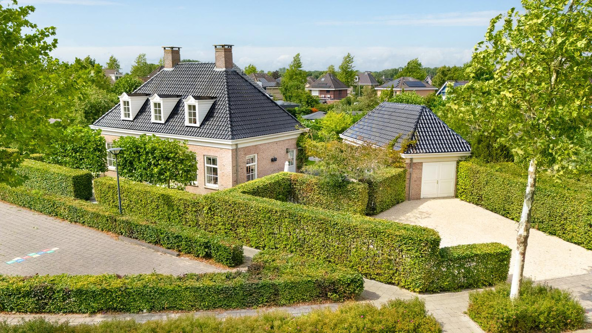 Vrijstaande woning te koop: Oudaen 43, Lelystad
